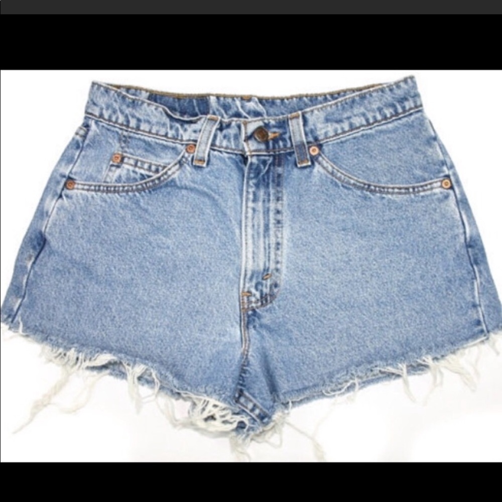 Vintage Levis Summer Shorts, Levis denim Shorts - Picture 2 of 3